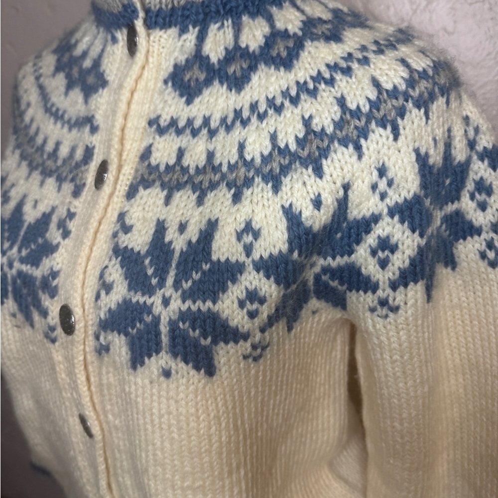 Vintage Dale of Norway 🇳🇴 Women's Sweater - Picture 5 of 8